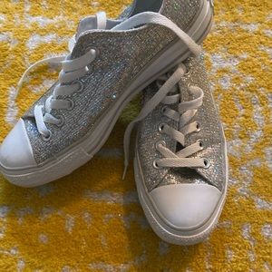 Rainbow Sequin Converse, size 7. Excellent condition.
